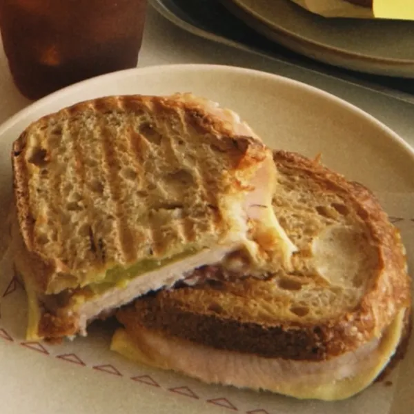 Pesto Mozzarella Turkey Sandwich