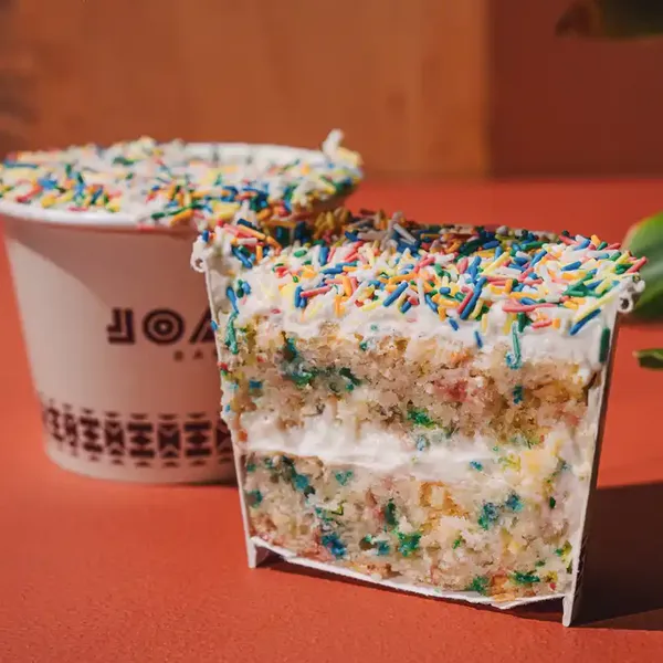 Funfetti Float Cake in a Cup