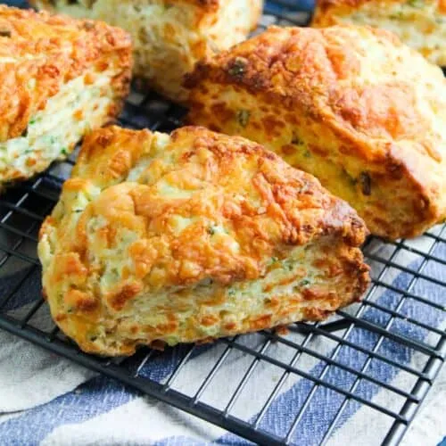 Zaater & Hallumi Scones
